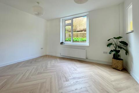 67 Bay Tree Road, Bath, BA1 6NE