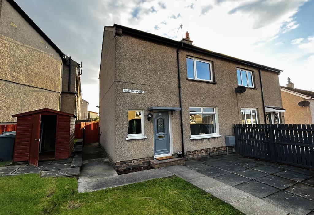 Pentland Place, Currie, Midlothian 2 bed semidetached house £205,000