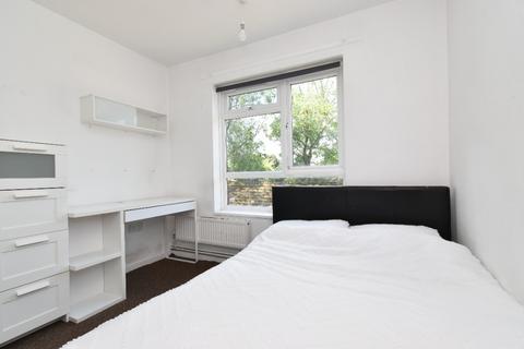 3 bedroom flat to rent, Russet Grove, Eaton, NR4