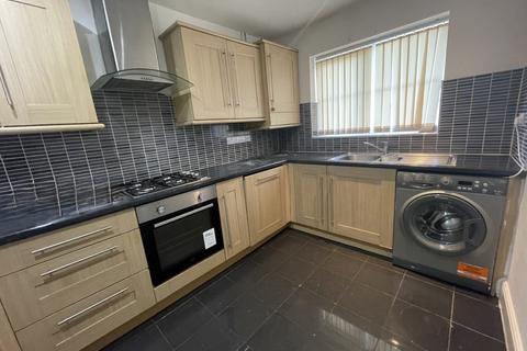 4 bedroom townhouse to rent, Pound Road,  Oldbury, B68