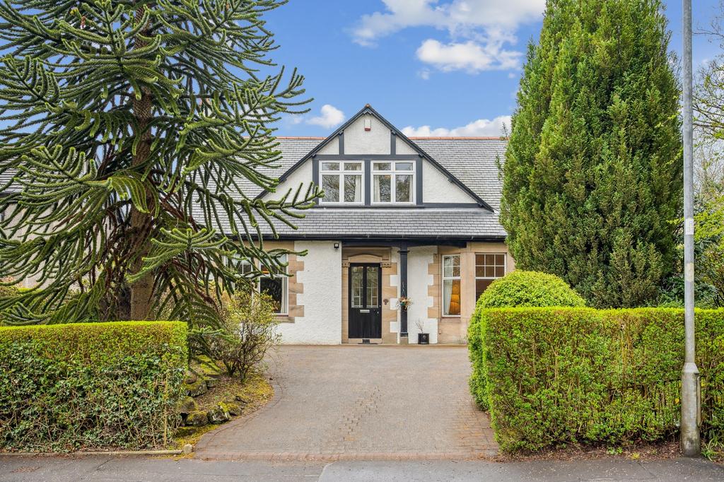 Clober Road, Milngavie, East Dunbartonshire, G62 7LS 4 bed detached