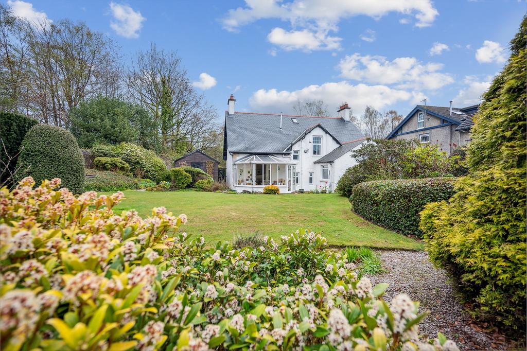 Clober Road, Milngavie, East... 4 bed detached house £595,000
