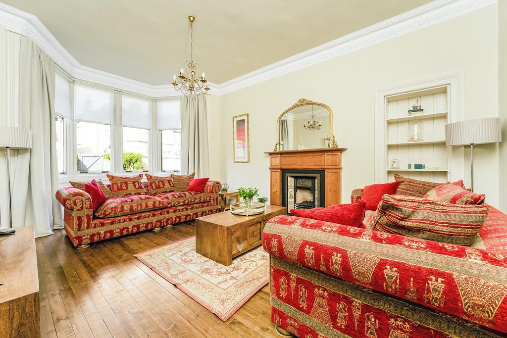 Beveridge Road, Kirkcaldy, KY1 5 bed semidetached house for sale £