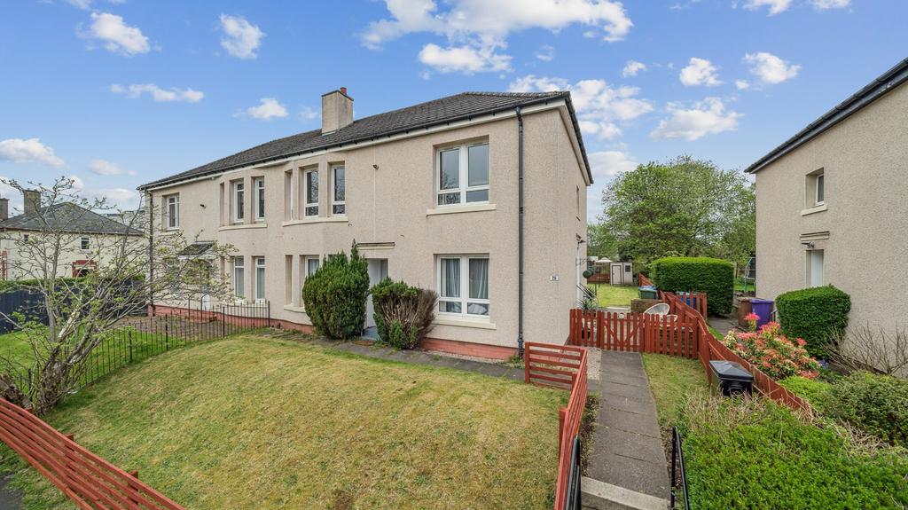 Foxbar Drive Knighstwood Glasgow G13 3bz 2 Bed Apartment For Sale