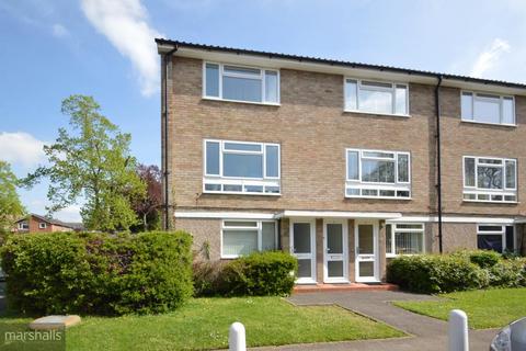 2 bedroom apartment for sale, Osborne Court, Windsor