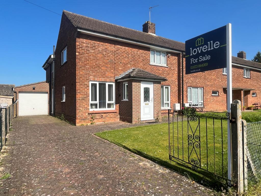 Springbank, Binbrook, LN8 3 bed semidetached house for sale £190,000