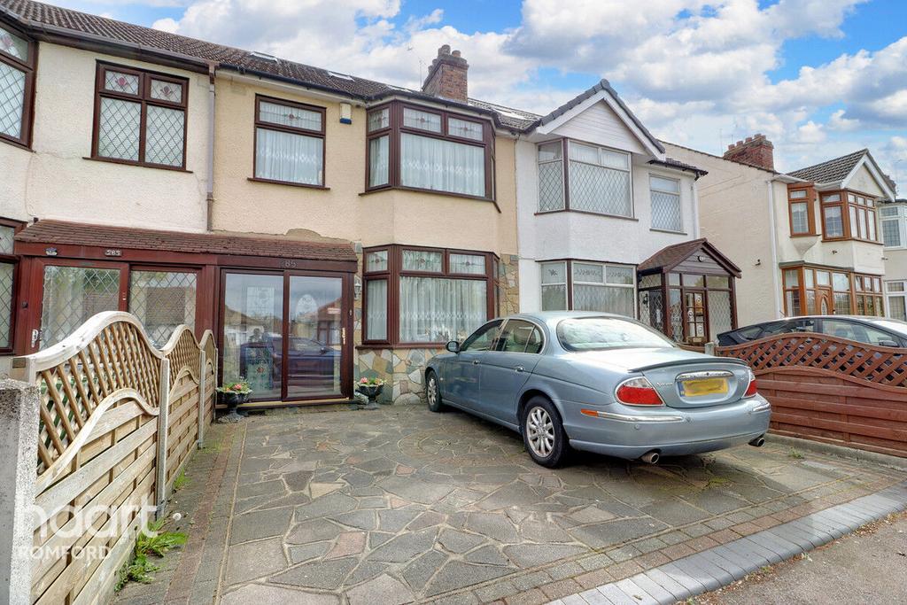 Gorseway, Romford 4 bed terraced house for sale £525,000