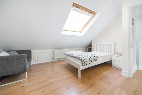 26 Derrick Road, Beckenham, BR3 3QQ
