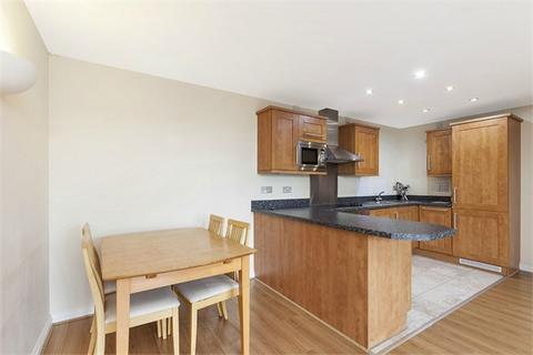 2 bedroom apartment to rent, Longstone Court, 22 Great Dover Street, London, SE1