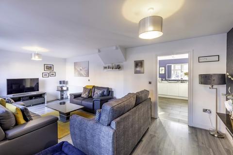 40 Bracken Way, Harworth, Doncaster, DN11 8SB