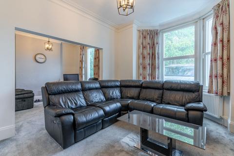 4 bedroom semi-detached house for sale, Gloucester Road, Town Centre, Cheltenham, GL51