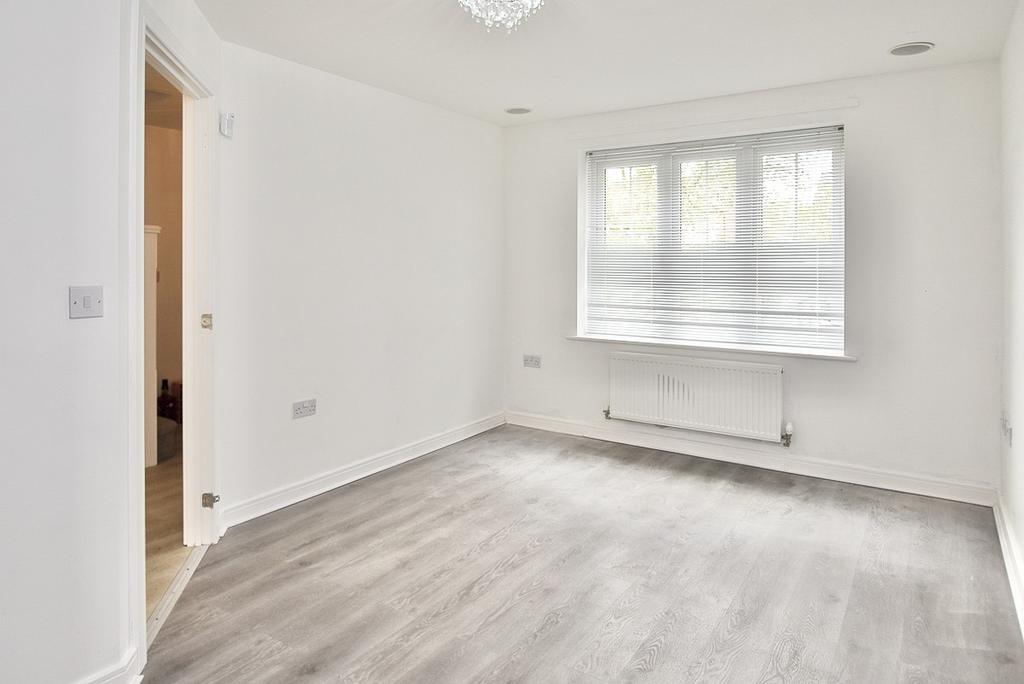 Dewberry Road, SOLIHULL, United... 3 bed end of terrace house £97,500