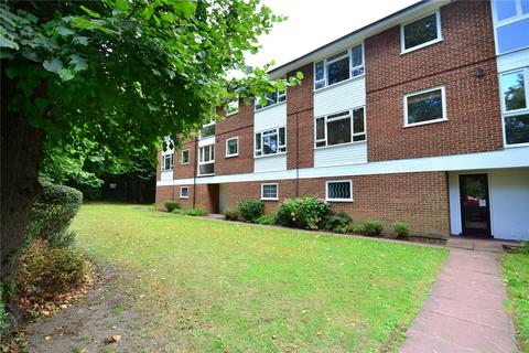 2 bedroom apartment to rent, Faro Close, Bromley, BR1