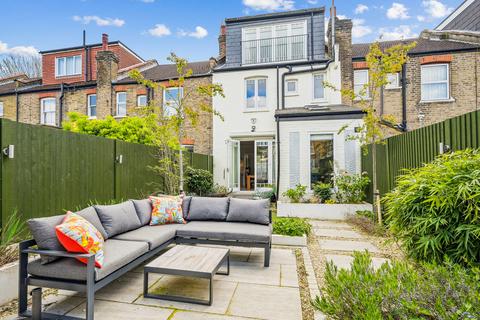 102 Mayfield Avenue, London, W13 9UX