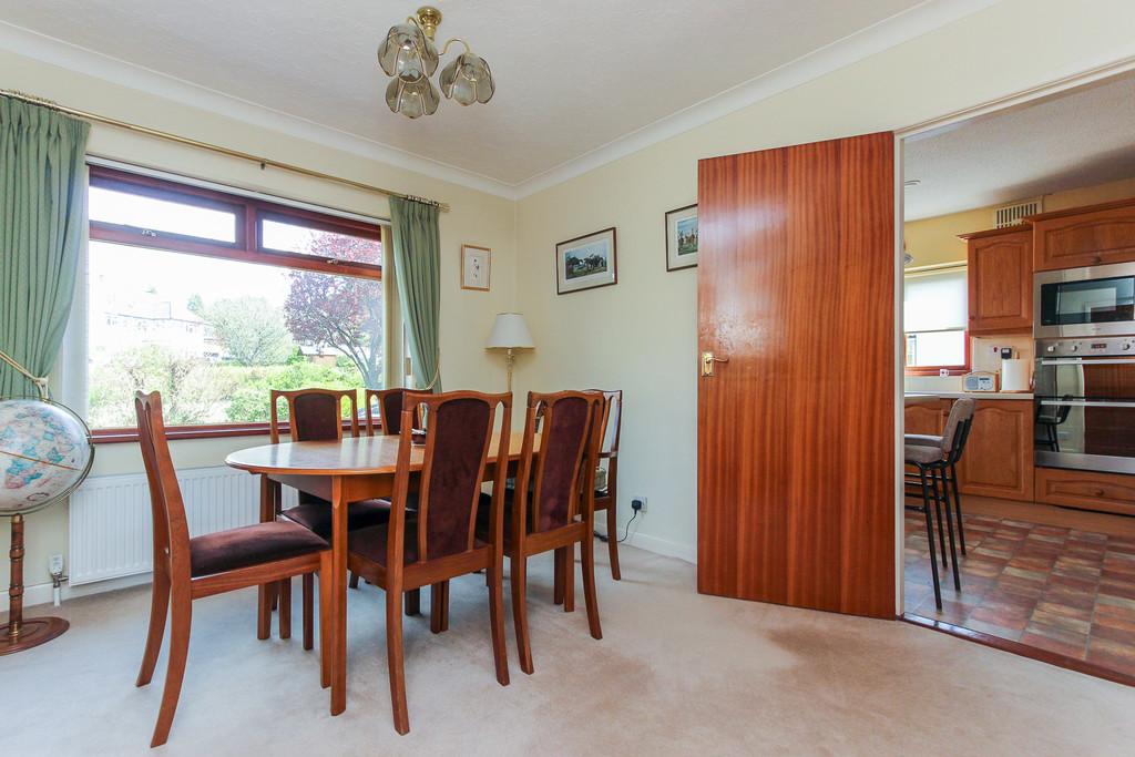 Dining room to kitchen/breakfast room