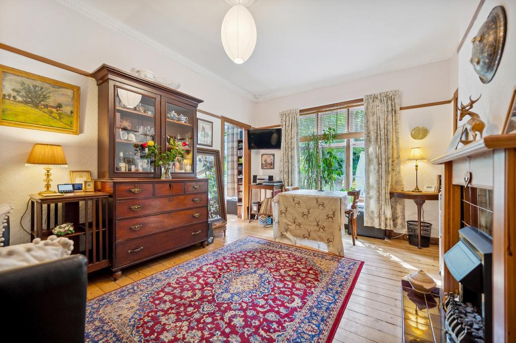 Dorchester Avenue, Flat 0/1, Kelvindale, Glasgow, G12 0EQ 2 bed flat
