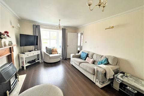 11 Borrowdale Way, Grantham, NG31 8QX