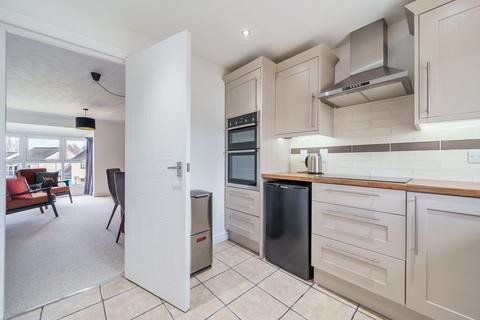 27 Fairfield Close, Staveley, Kendal, LA8 9RA