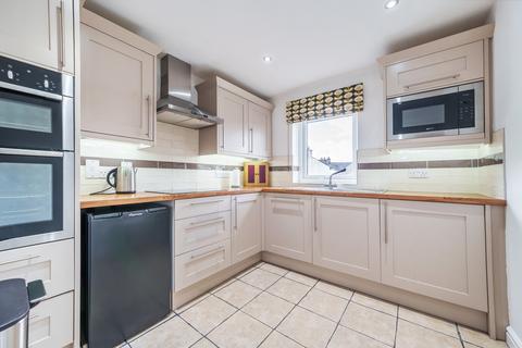27 Fairfield Close, Staveley, Kendal, LA8 9RA