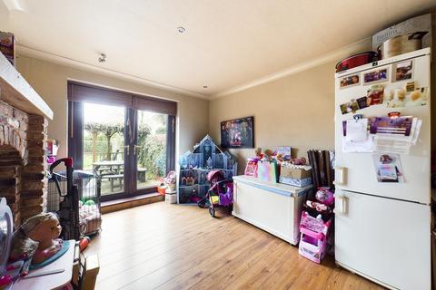 84 Lauder Road, Doncaster, DN5 9RP
