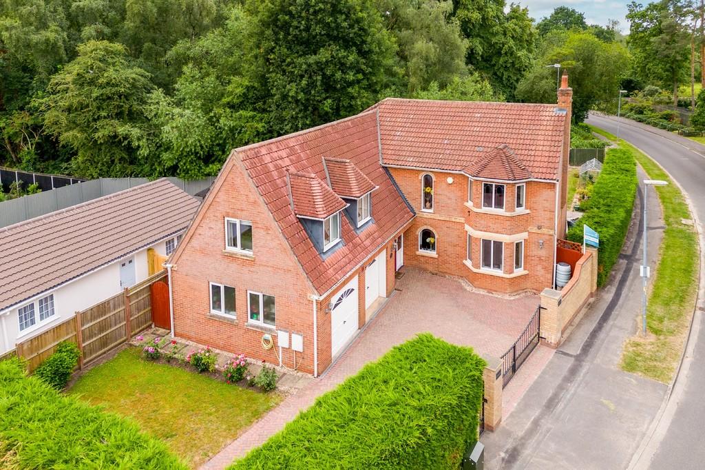 Shearwater Road, Lincoln 5 bed detached house £650,000