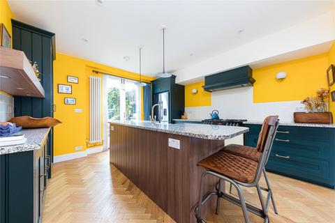 6 bedroom terraced house to rent, Petherton Road, Highbury, London
