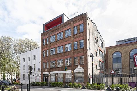 Flat 2, 54 Cavell Street, London, E1 2HP