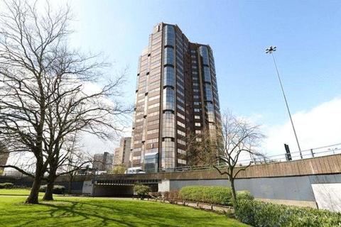 2 bedroom flat to rent, Hagley Road, Birmingham, West Midlands, B16