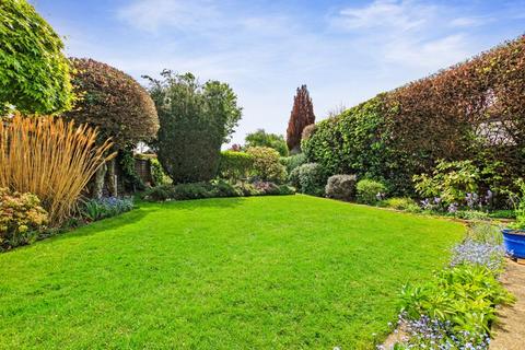 38 Wansunt Road, Bexley, DA5 2DQ