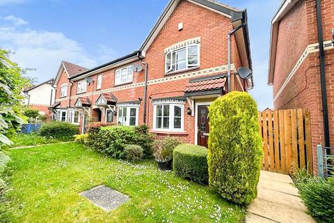 2 bedroom end of terrace house to rent, Crispin Road, Wythenshawe, Manchester, M22