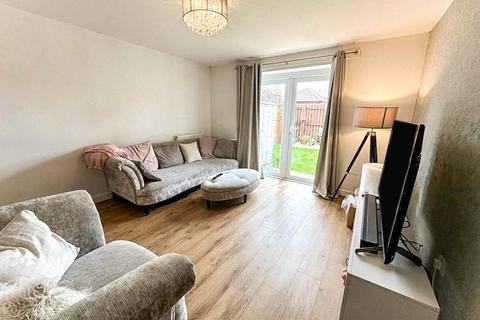 2 bedroom end of terrace house to rent, Crispin Road, Wythenshawe, Manchester, M22