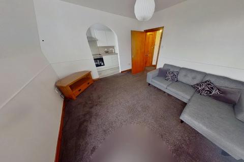 1 bedroom flat to rent, Claremont Place, Top Floor Left, West End, Aberdeen, AB10