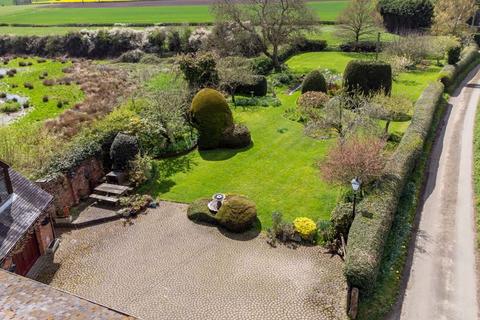 4 bedroom property with land for sale, Orchard Farm, Ashflats Lane, Stafford