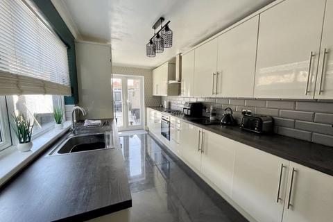 76 Columbia Road, Grimsby, DN32 8EB