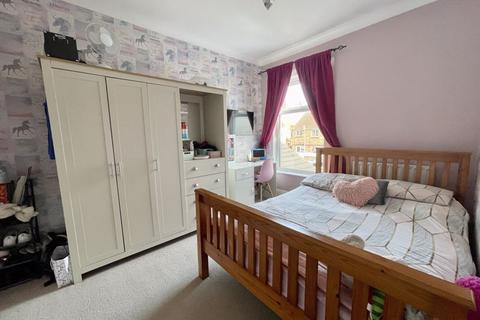 76 Columbia Road, Grimsby, DN32 8EB