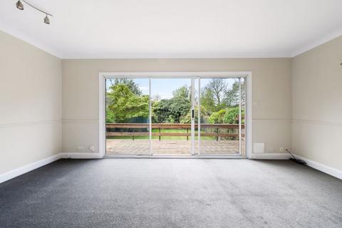 1 bedroom apartment for sale, Ferncroft Avenue, Hampstead, London NW3