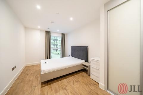 2 bedroom flat to rent, Sanday Drive London NW9