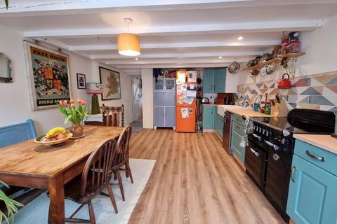Roween Cottage Pennance Road, Lanner, Redruth, TR16 5TF