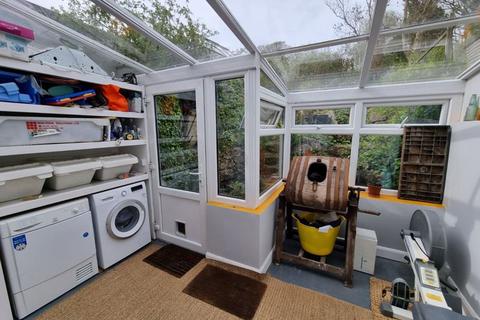 Roween Cottage Pennance Road, Lanner, Redruth, TR16 5TF