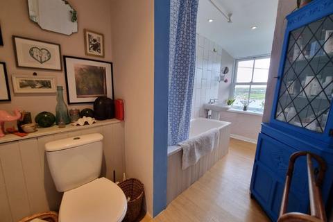Roween Cottage Pennance Road, Lanner, Redruth, TR16 5TF