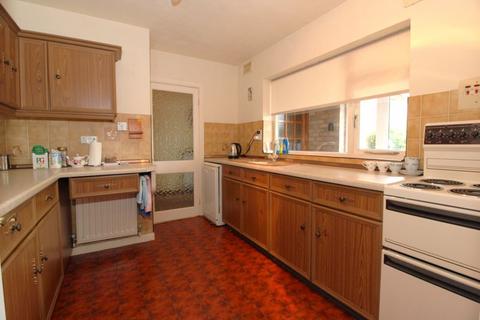 38 Knights Hill, Walsall, WS9 0TG