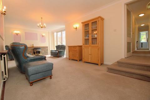 38 Knights Hill, Walsall, WS9 0TG