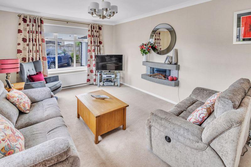 Leighton Avenue, Hollingworth Lake Littleborough OL15 0BW 5 bed detached house for sale £390,000