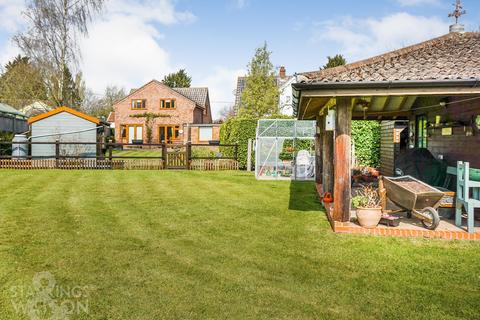 4 bedroom detached house for sale, Ashwellthorpe Road, Wreningham, Norwich