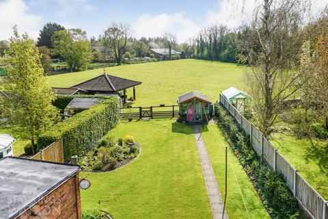 4 bedroom detached house for sale, Ashwellthorpe Road, Wreningham, Norwich