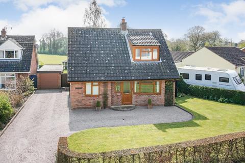 4 bedroom detached house for sale, Ashwellthorpe Road, Wreningham, Norwich