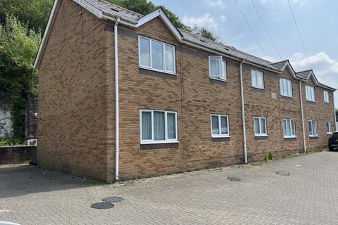 1 bedroom flat to rent, Madison Gardens,,  St Mary Street, Risca