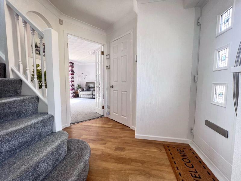 Sanctuary Court, Cardiff 4 bed detached house £385,000