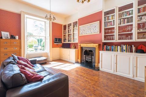 Stratton Lodge, 52 Bath Street, Abingdon, OX14 3QH