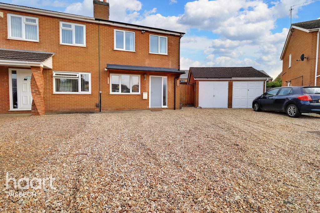 Falklands Drive, Wisbech 2 bed semidetached house for sale £220,000